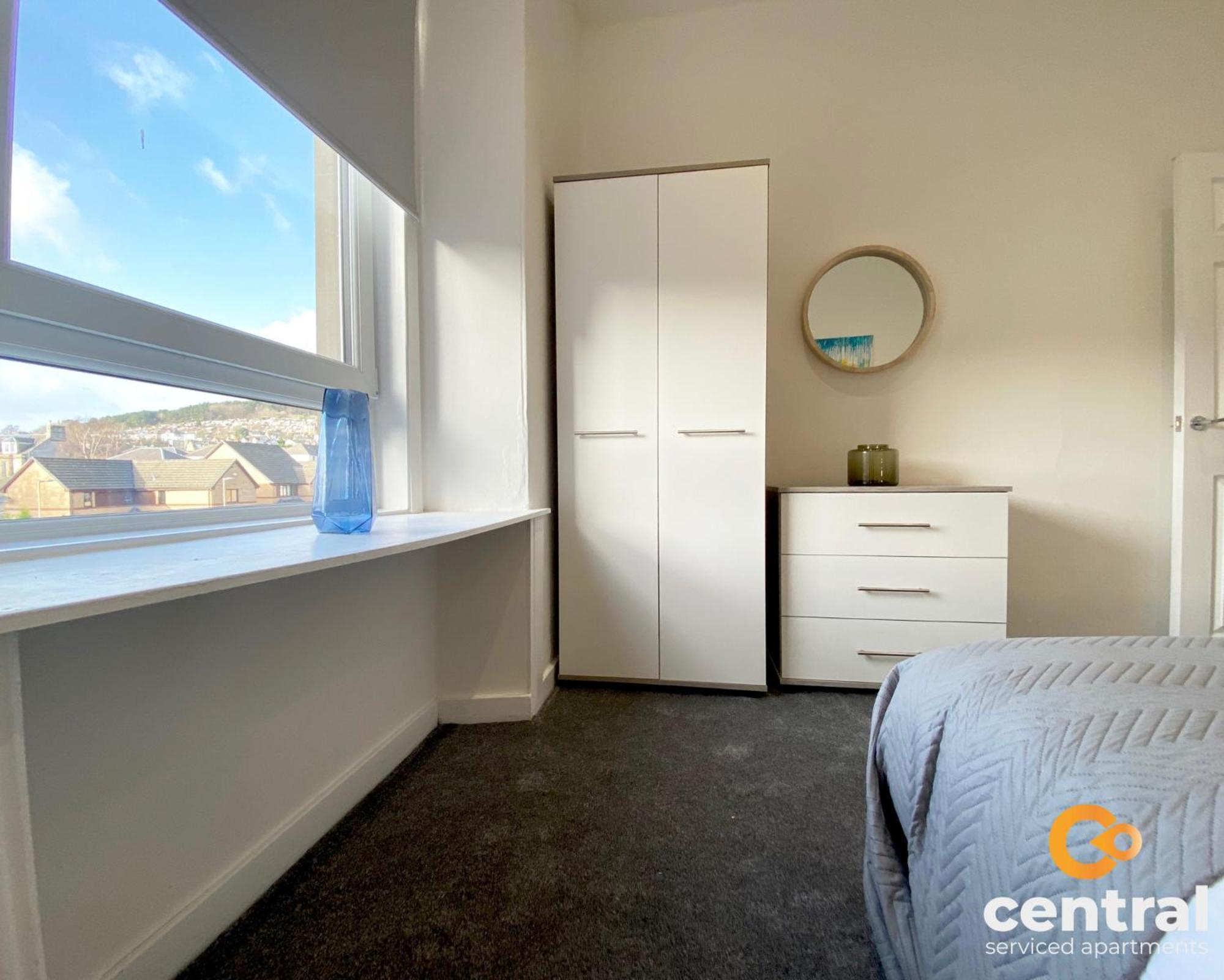 Central Serviced Apartments - Cosy 1 Bedroom - Modern - Close To Transport Links - Quiet Neighbourhood - Fast Wifi - Fully Equipped - Smart Tvs In All Rooms - Monthly Stays Welcome - Free Street Parking - Ideal Relocation To Dundee Accommodation ภายนอก รูปภาพ