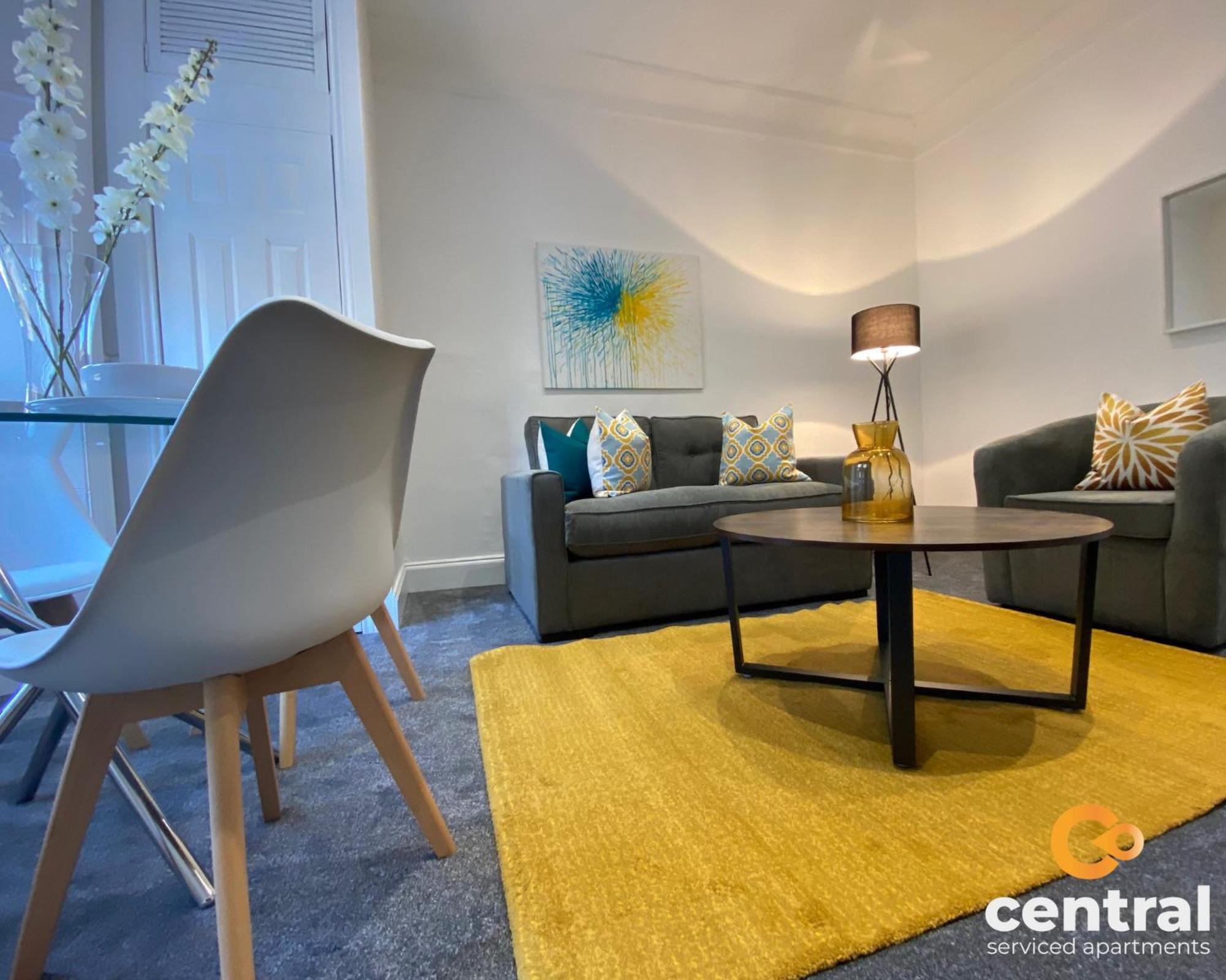 Central Serviced Apartments - Cosy 1 Bedroom - Modern - Close To Transport Links - Quiet Neighbourhood - Fast Wifi - Fully Equipped - Smart Tvs In All Rooms - Monthly Stays Welcome - Free Street Parking - Ideal Relocation To Dundee Accommodation ภายนอก รูปภาพ