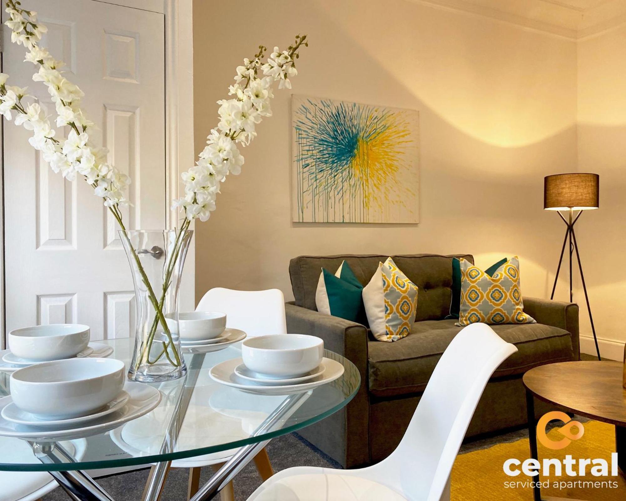 Central Serviced Apartments - Cosy 1 Bedroom - Modern - Close To Transport Links - Quiet Neighbourhood - Fast Wifi - Fully Equipped - Smart Tvs In All Rooms - Monthly Stays Welcome - Free Street Parking - Ideal Relocation To Dundee Accommodation ภายนอก รูปภาพ