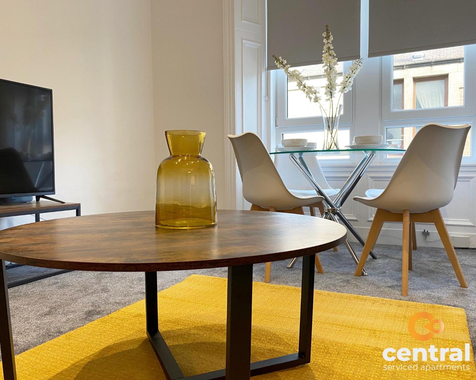 Central Serviced Apartments - Cosy 1 Bedroom - Modern - Close To Transport Links - Quiet Neighbourhood - Fast Wifi - Fully Equipped - Smart Tvs In All Rooms - Monthly Stays Welcome - Free Street Parking - Ideal Relocation To Dundee Accommodation ภายนอก รูปภาพ